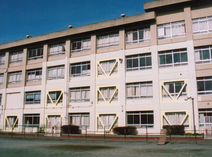 平成18年度に耐震補強工事を終えた大鋸小学校