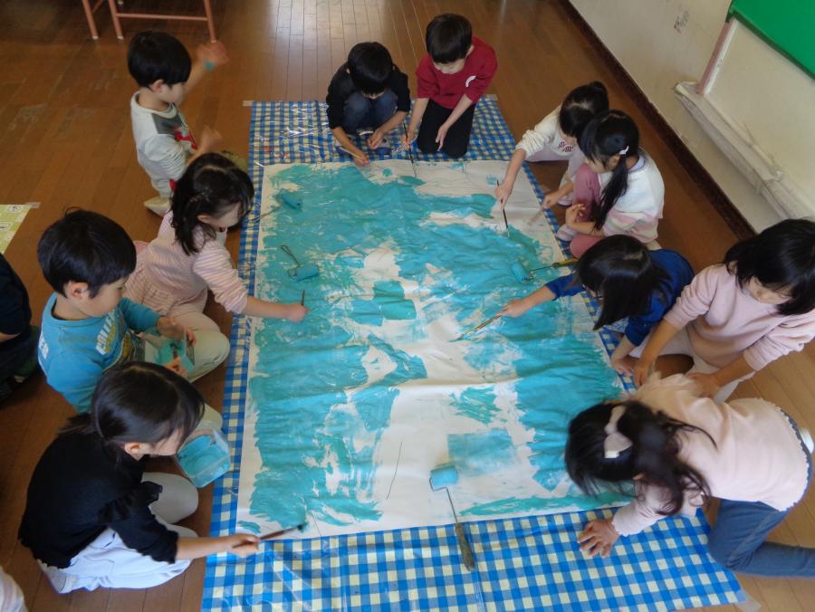 4歳背景の色塗り