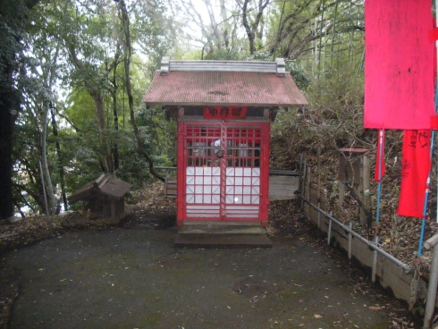 「中将姫祠」の写真です。