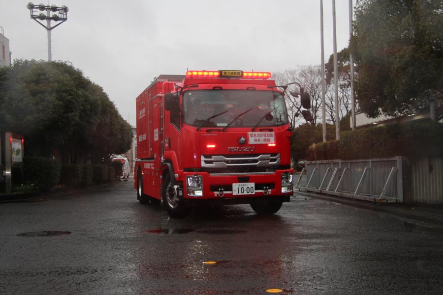 遠距離送・排水システム車