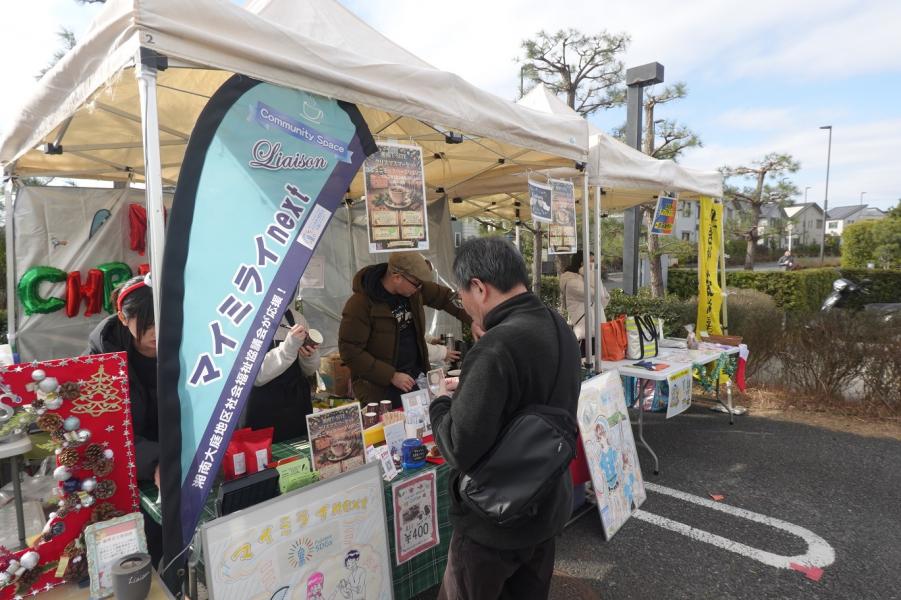 20251213_クリスマスマーケットの様子3