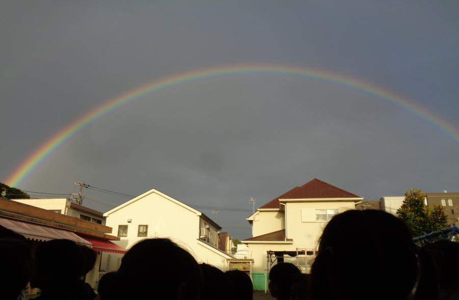 ４歳　虹