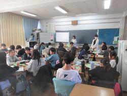 リクエストメニューを考える子どもたち