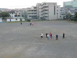 校庭での活動の様子