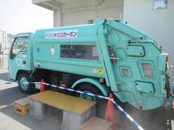 ロードパッカー車1
