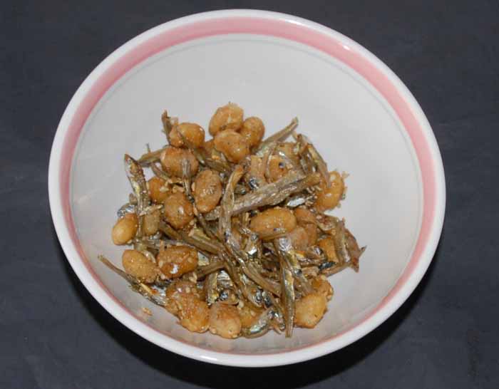 大豆と小魚の揚げ煮