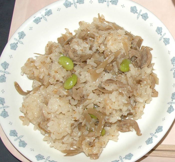 鶏肉とゴボウのおこわ