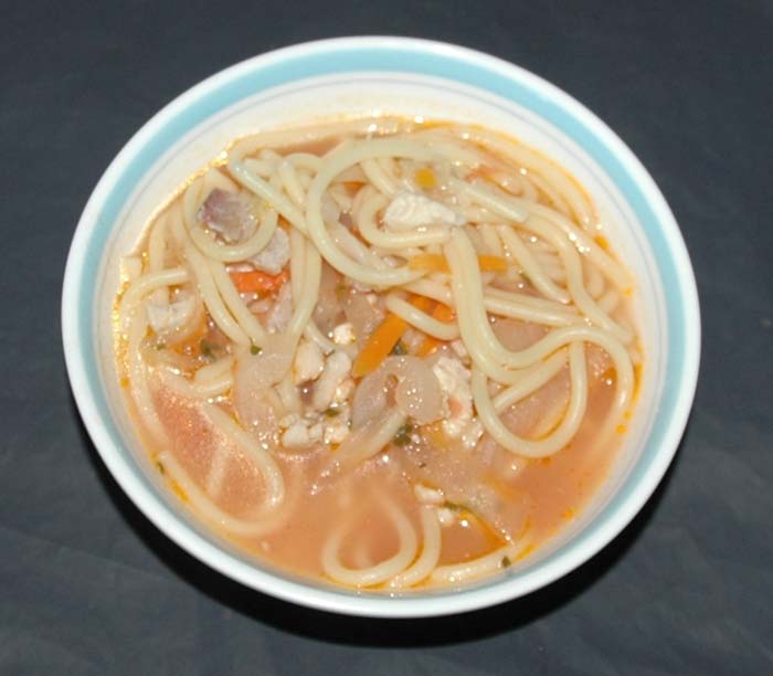 トマトのスープスパゲッティの写真