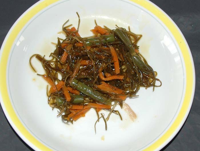 いと昆布の炒め煮の写真