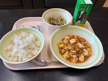 給食の写真