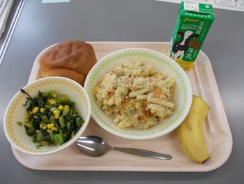 給食の写真