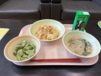 給食の写真