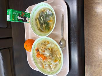 給食の写真