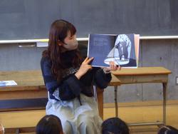 読み聞かせ会の様子2