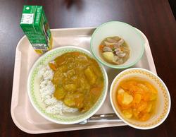 給食の写真
