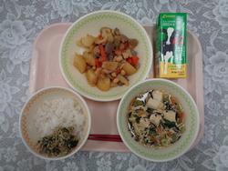 給食の写真3