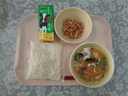 給食の写真4