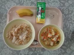 給食の写真