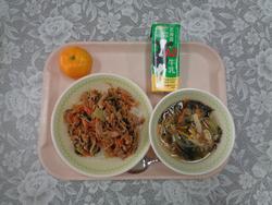 給食の写真3