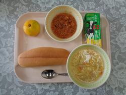 給食の写真1