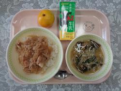給食の写真4