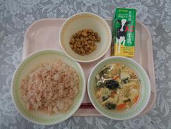 給食の写真3