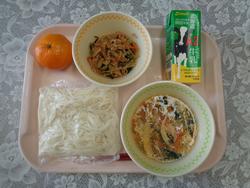 給食の写真3
