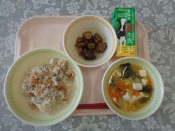 給食の写真1