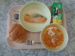 給食の写真2