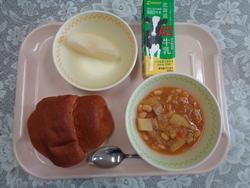 給食の写真3