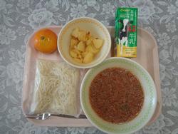 給食の写真4