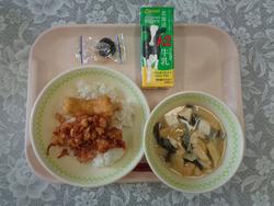 給食の写真1