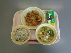 給食の写真2
