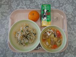 給食の写真4