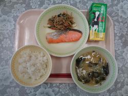 給食の写真2