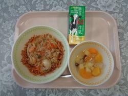 給食の写真4
