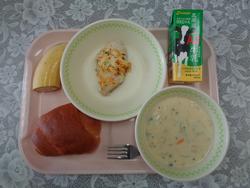給食の写真3