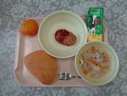 給食の写真3
