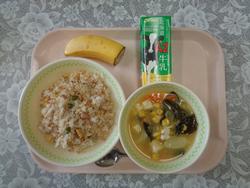 給食の写真2