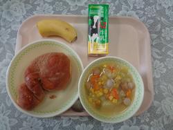 給食の写真1
