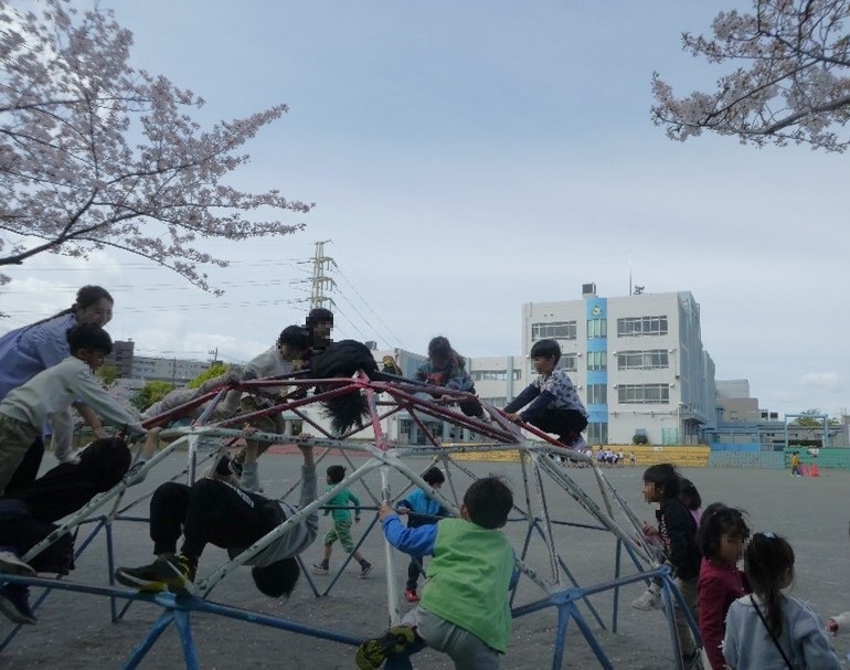 広い校庭01