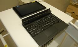 タブレットとしても使えるノートパソコン1