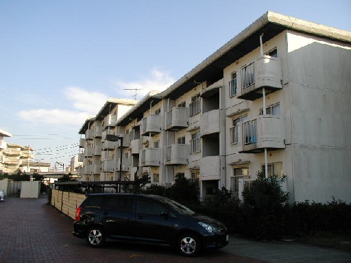 藤沢市営鵠沼住宅の写真