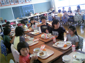 給食