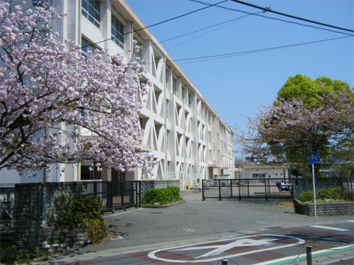 村岡小学校